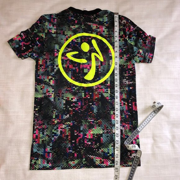 Men's Zumba Fitness T-Shirt, sz small - Picture 7 of 12